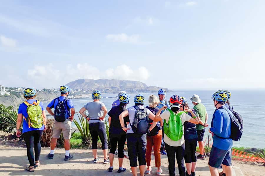 Lima Bike Tour: La Costa Verde & Jesus Statue in Chorrillos - Why this Costa Verde to Chorrillos route feels like Lima, not just a checklist