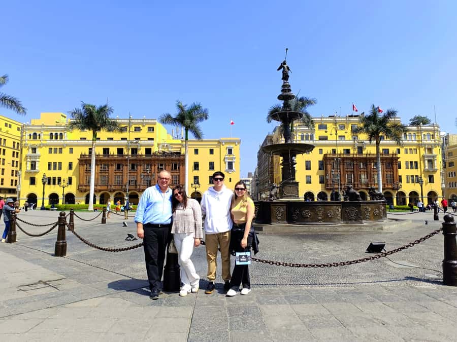 Lima: City Highlights Walking Tour & Catacombs - How this Lima walking tour is built for real sightseeing