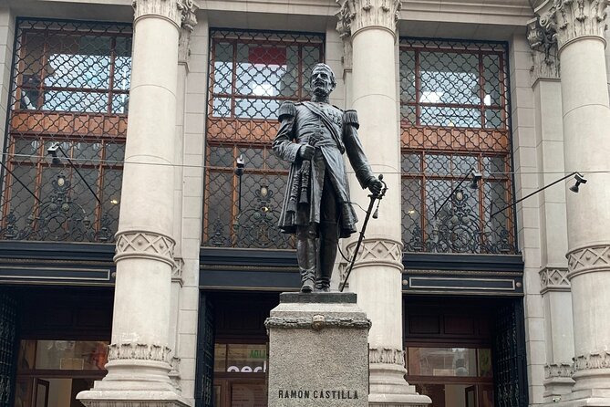 Lima City of The Kings Walking Tour Including Catacombs - Stop-by-Stop: Plaza San Martín for an Easy History Start