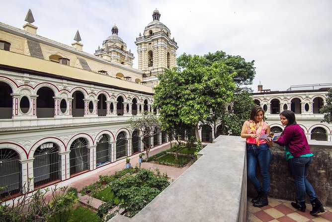 Lima FD Experience Pachacamac, Barranco, City Centre & Water Park - Pachacamac: pre-Inca and Inca oracle ruins with ocean views