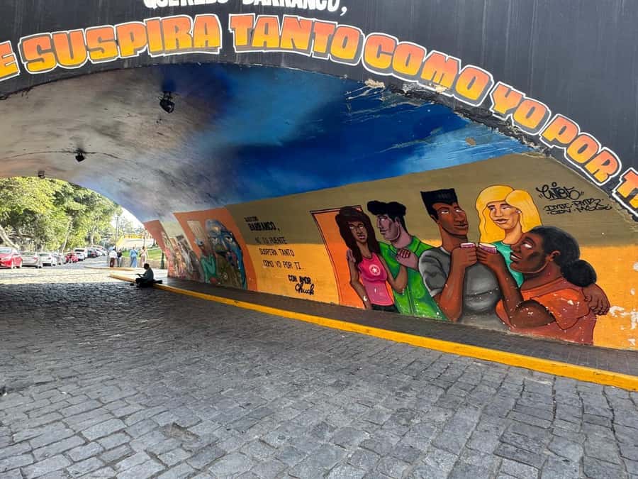 Lima Full-Day Main Attractions Tour - Historic Centre of Lima: a quick walk that helps you orient