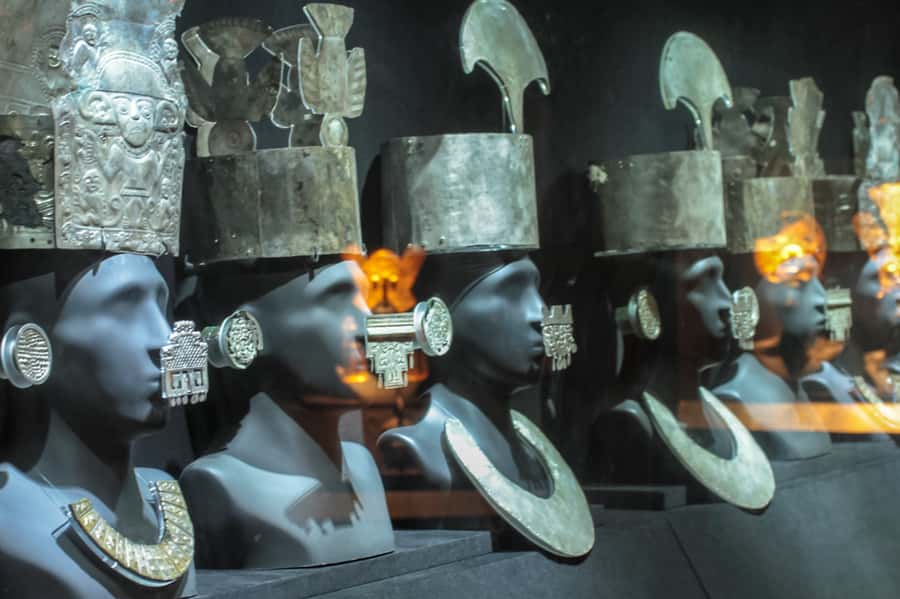 Lima: Half-Day Colonial Lima and Larco Museum Tour - Should you book Lima Half-Day Colonial Lima and Larco Museum?