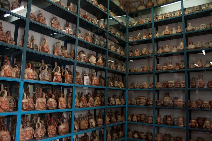 Lima: Half-Day Private Lima City Tour and Larco Museum - Lima Cathedral and the Main Square: Spanish Empire Power at Street Level