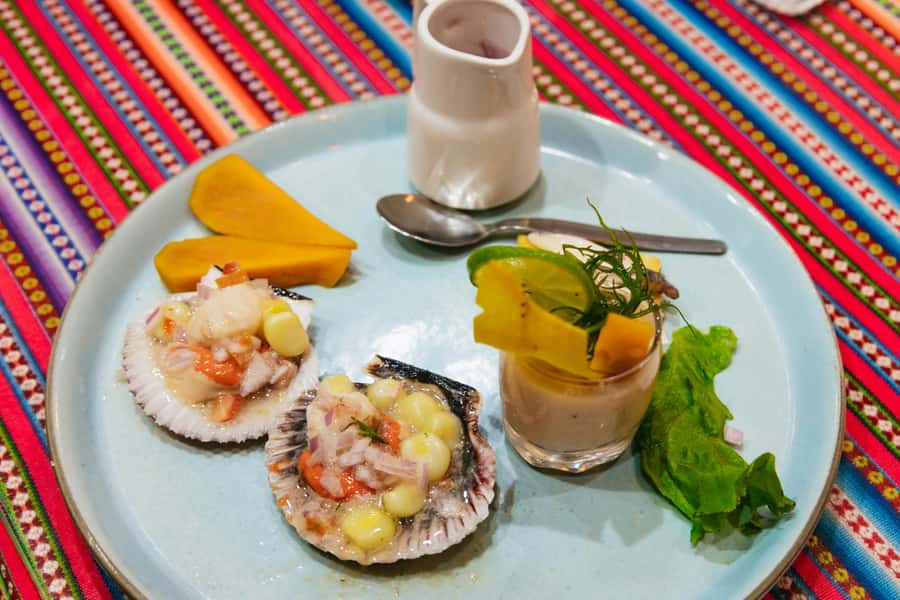 Lima: Historic Center Street Food, Market, and Eateries Tour - Local restaurants and the chilcano moment in Lima’s old casonas