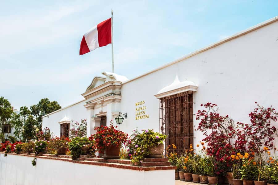 Lima: Larco Museum Entry Ticket - Entering a Vice-Royal Mansion in Central Lima