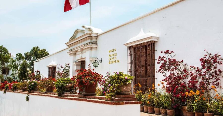 Lima: Larco Museum Entry Ticket - Gardens and That Small Café Feeling