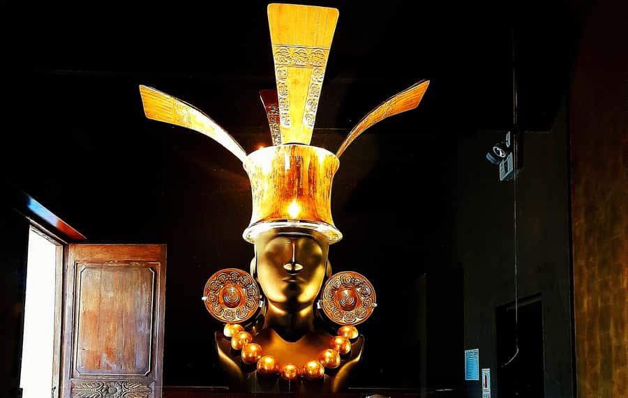 Lima: Larco Museum Entry Ticket & Guided Tour with Pickup - Who should book this tour, and who might prefer something else
