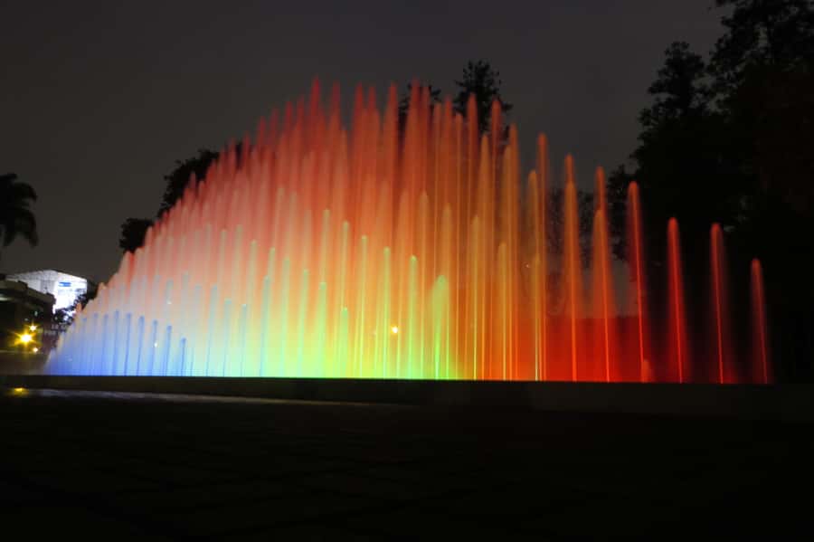 Lima: Magic Water Circuit with Dinner - Who this tour suits best