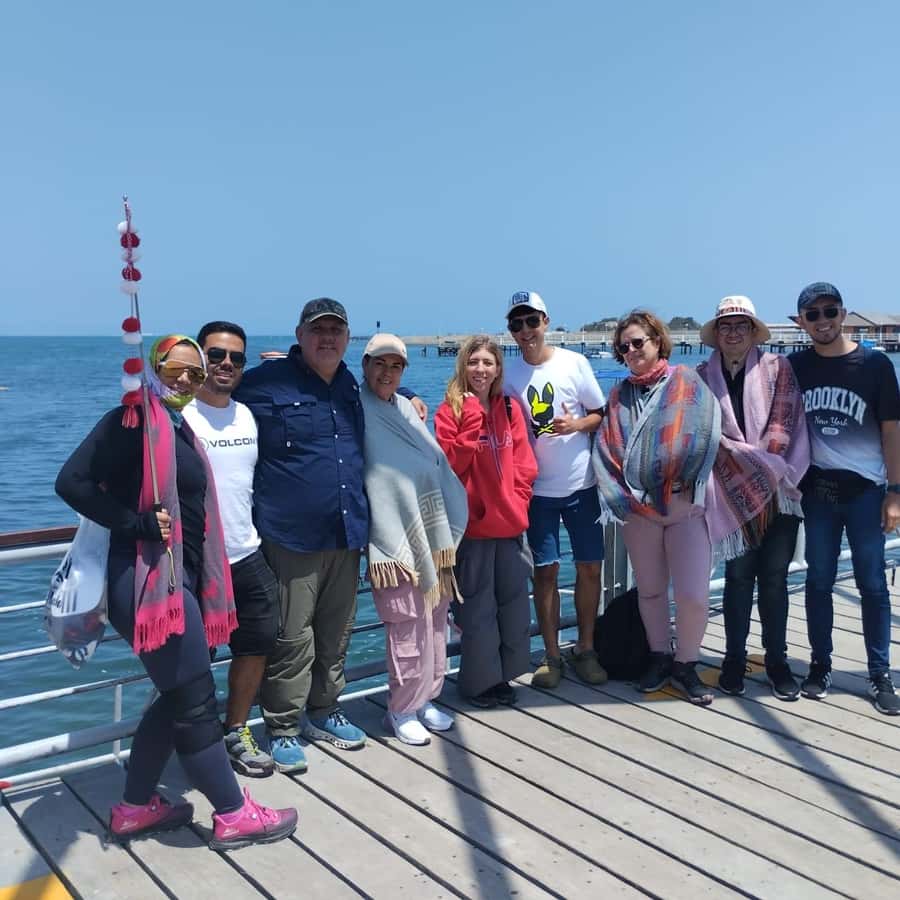 Lima: Paracas and the Huacachina Oasis Guided Day Tour - Pisco Tasting and Ica Lunch at the Winery Stop