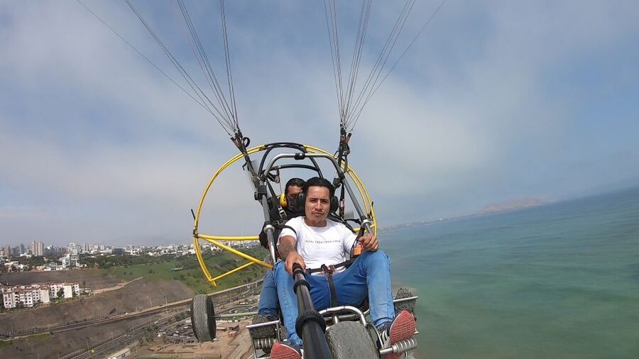 Lima: Paragliding Flight Over Costa Verde Districts - Should You Book Condor Xtreme Paragliding Over Costa Verde?