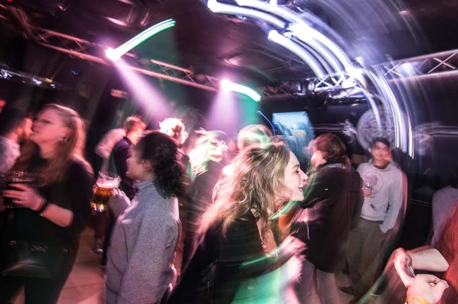 Lima: Party tour Fridays Barranco / Saturdays Miraflores - What to bring, what to avoid, and how to dress