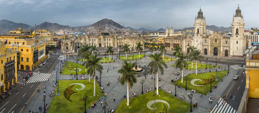 Lima: Private Classic City Tour - Huaca Pucllana first stop in Miraflores