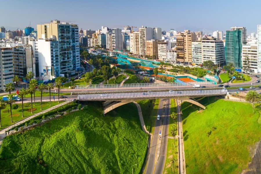 Lima: Private Custom Walking Tour With A Local Guide - Why Lima Feels Easier With a Private Custom Walk