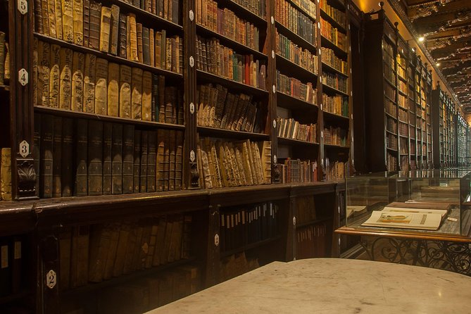 Lima's Vibrant Heritage: Exploring the City's Landmarks Half-day - Santo Domingo Convent: Saints, Monastery Spaces, and Sacred Hallways