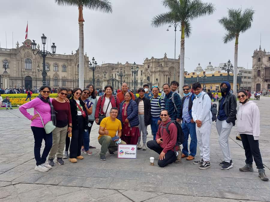 Lima: Shore excursion from the Port of Callao for Cruises - Plaza de Armas, Lima Cathedral, and Municipal Palace: Classic Squares, Clear Focus