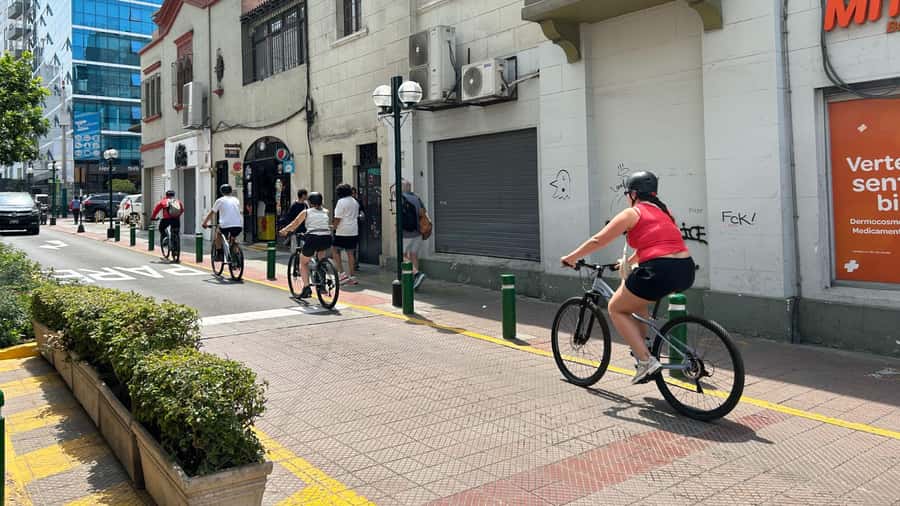 Lima: Sightseeing Bike Tour with Food and Drink Tastings - Barranco: street art, the mood shift, and Juanito butifarra