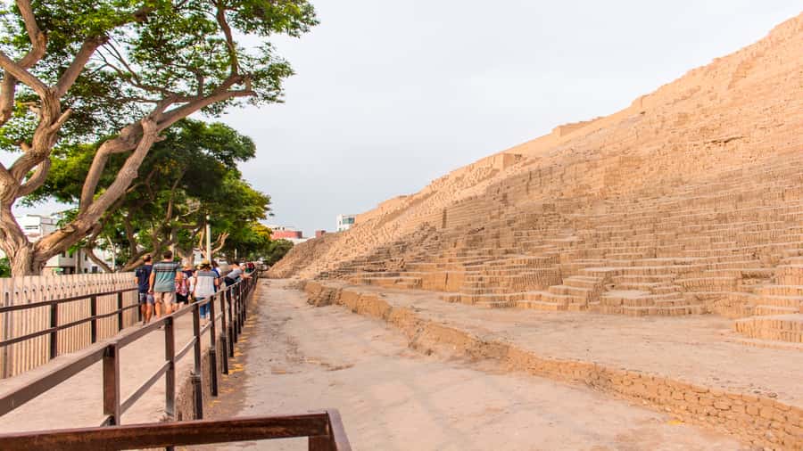 Lima: Tour to Huaca Pucllana and Huaca Mateo Salado - Pickup and Timing: Why This Van Ride Matters