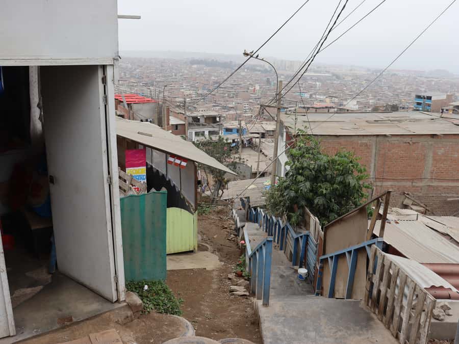 Lima: Villa El Salvador Shanty Town Tour - Community kitchen: where support happens every day