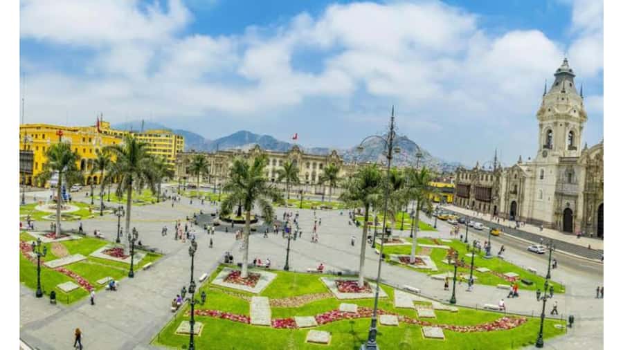 LIMA WALKING TOUR CATACOMBS FROM MIRAFLORES, HISTORICAL CENTER, WINES+BUS - Timing, what to bring, and how to avoid the common snags