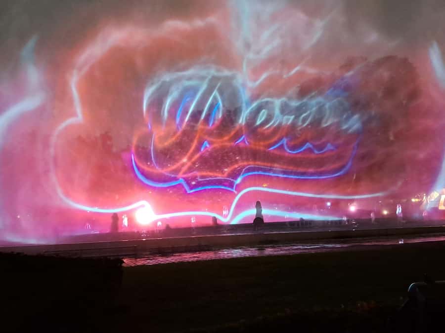 Lima: Water Magic Circuit, Downtown and Catacombs Night Tour - Should you book this tour?