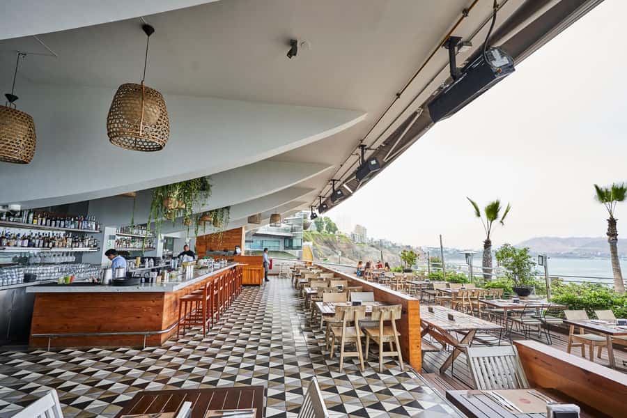 Lunch Menu at Mangos Larcomar restaurant - Larcomar Location and the Real Meaning of 2 Hours