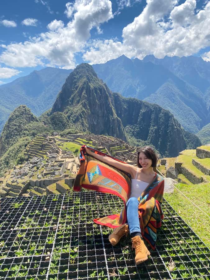 Machu Picchu: 1-day tour by Vistadome Panoramic train - Lunch in Aguas Calientes: what is included and what is not