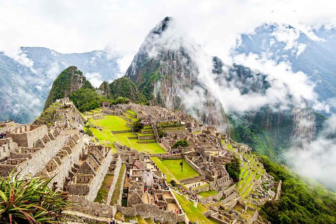 Machu Picchu 2-Day Adventure by Train with Overnight Stay - Day 1 details: what the schedule really feels like
