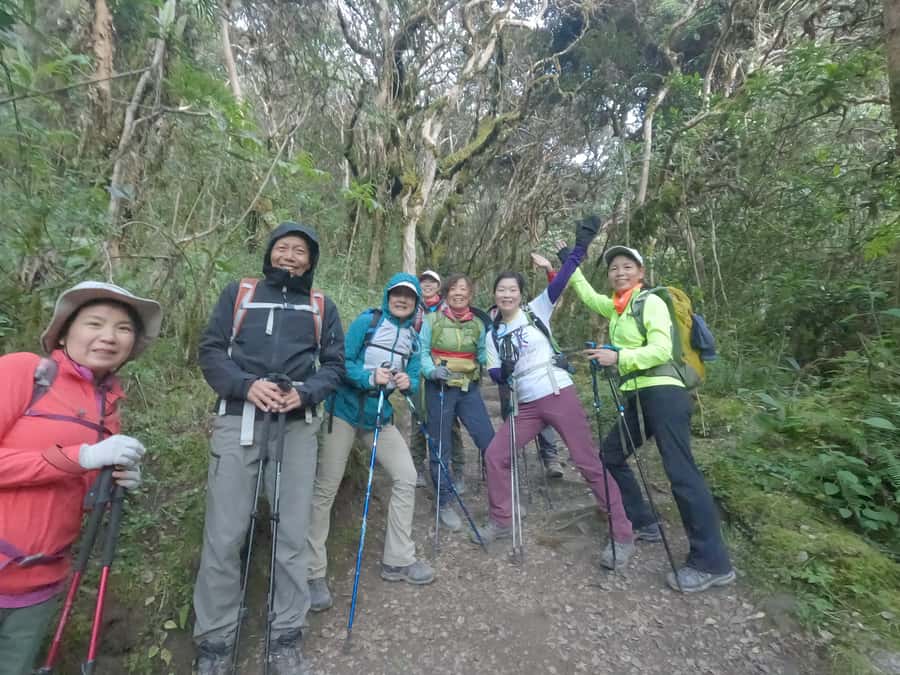 Machu Picchu: Inca Trail 2-Day Overnight Guided Tour - Price and value: is $585 per person fair?