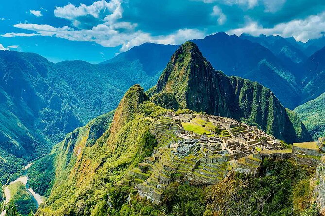 Machu Picchu Private Tour from Aguas Calientes (Tickets included) - At the entrance gate: Guard House first, so your photos make sense