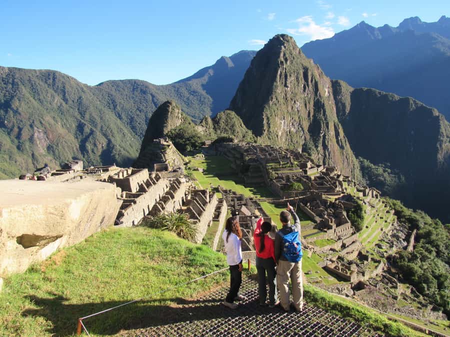 Machu Picchu: Private Tour Guide Service - What to pack for Machu Picchu comfort and cold surprises