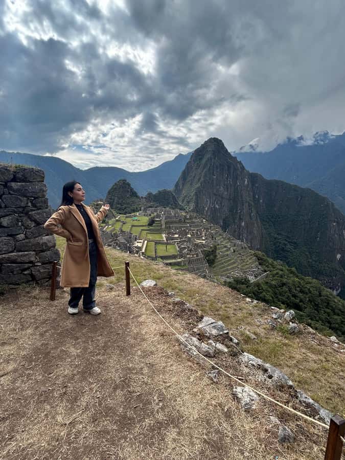 Machu Picchu: Private Tour Guide Service for up to 15 people - What to bring for Machu Picchu conditions (and what can ruin your day)