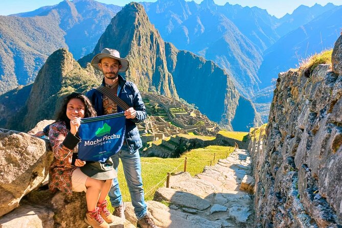 Machu Picchu & Sacred Valley 2-Day Tour - The Pisac market stop: artisan time without the pressure