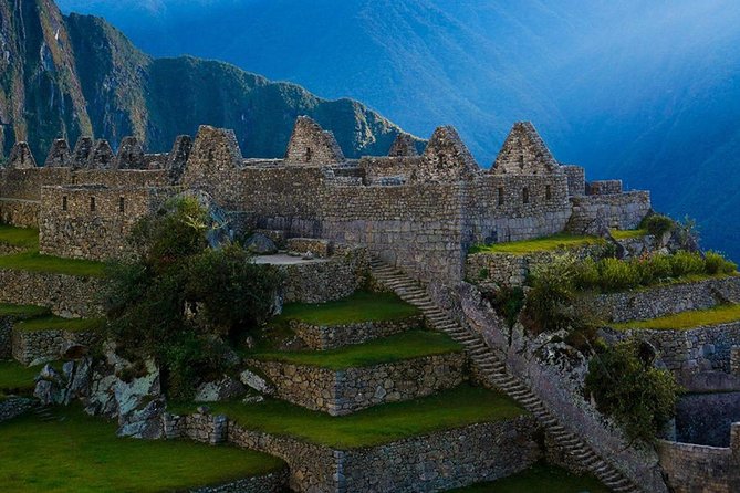 Machu Picchu Tour By Train (2 Days) - Day 2: Early Bus Up, Guided Machu Picchu Citadel, Then Free Time