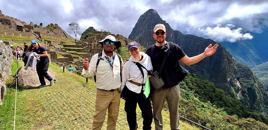 Machu Picchu: Tour Guide Service & Entrance Ticket Circuit-2 - The itinerary in real terms: what happens at each step