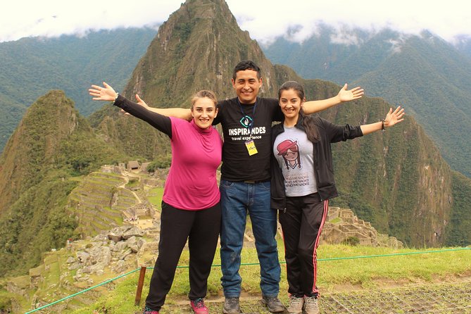 Machupicchu Full Day In Private Service - Machu Picchu town, lunch choices, and the bus line reality