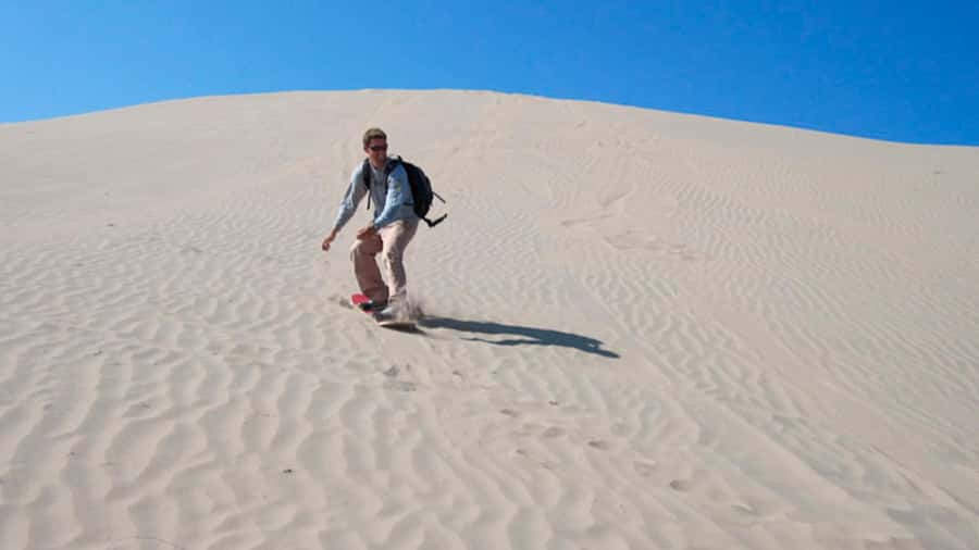 Nasca: Ocongalla Aqueduct Sandboarding in the Usaka desert - Getting picked up in Nazca, then off-road