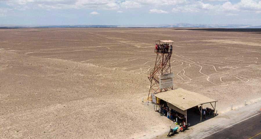 Nazca : Mirador of Nazca Lines - Reaching the Mirador tower: the Hands, the Tree, and a view that feels close