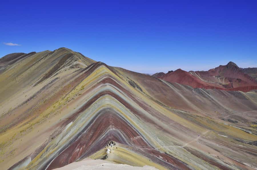 One day tour to Rainbow Mountain and Red Valley (optional) - The hike to Vinicunca: where the colors really show