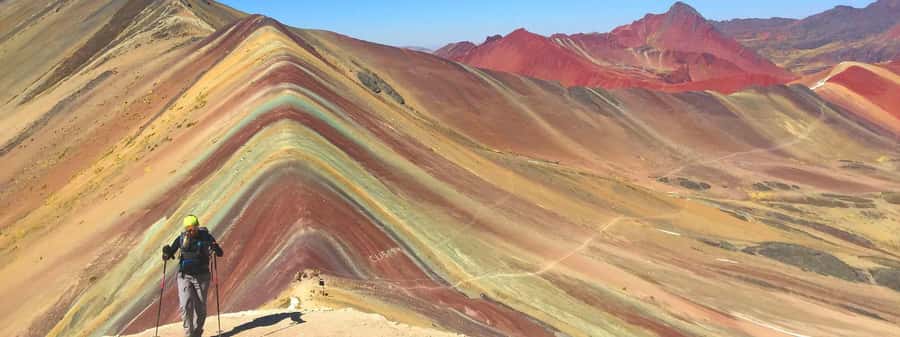 One day tour to Rainbow Mountain and Red Valley (optional) - Meals, sticks, and oxygen: what’s included in the $25 price