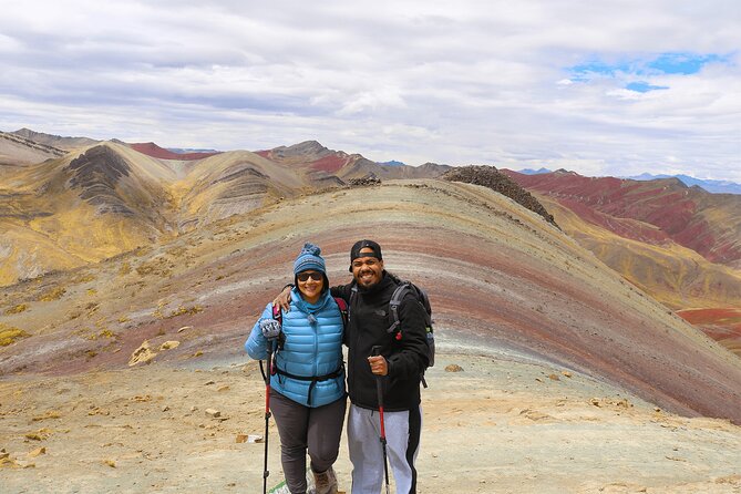 Palccoyo Rainbow Mountain Full Day Tour from Cusco - Altitude support on the road: oxygen tanks, poles, and coca tea