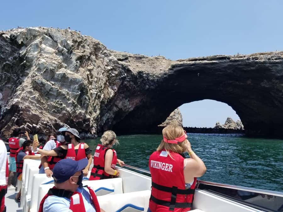 Paracas: Ballestas Island & Nature Reserve all inclusive - Pickup, timing, and what “all inclusive” really means here