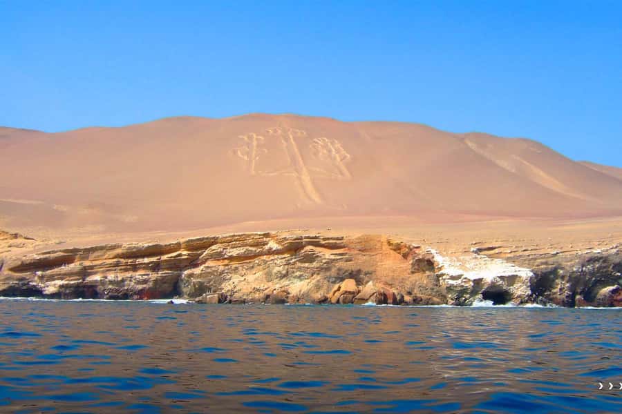 Paracas: Ballestas Islands and Candelabra of Paracas Boat - Wind, cold, and seasickness: what to wear and bring