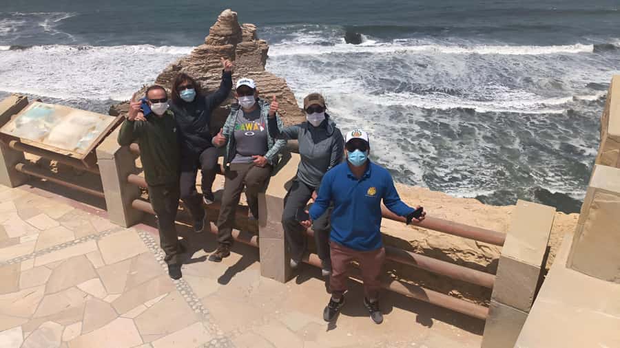 Paracas:Private Tours Paracas National Reserve all inclusive - Mirador Catedral: the cathedral-shaped rock moment