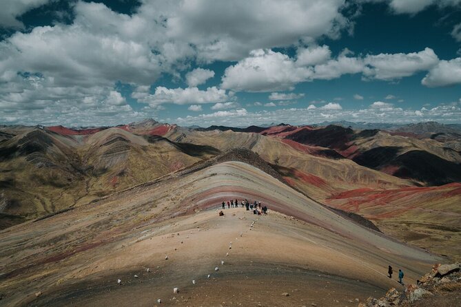 PRIVATE Palccoyo Rainbow Mountain tour - Checacupe bridge and lunch with local ingredients
