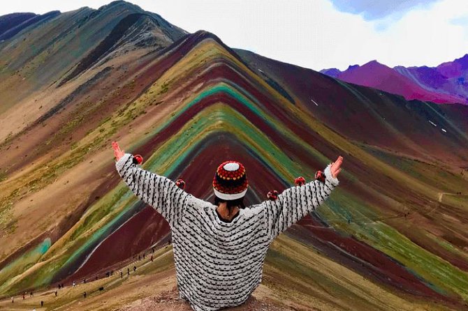 Private Rainbow Mountain Full Day Tour - Vinicunca at 5,200 meters: what those colors mean in plain terms