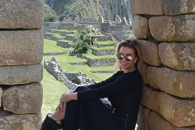 Private Tour Guide in Machupicchu from Aguas Calientes. - Bus tickets, entrance tickets, and what your $96 actually buys