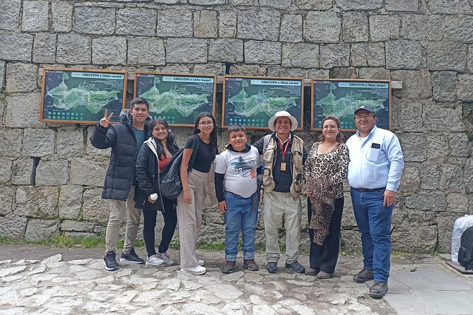 Private Tour Guide in Machupicchu from Aguas Calientes. - WhatsApp support at +51 946790931 (and why it matters)