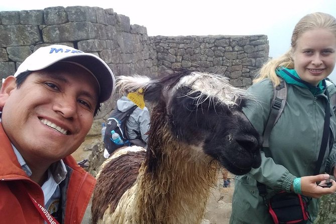 Private Tour Guide in Machupicchu from Aguas Calientes. - Where you meet, where you end, and how to plan your day
