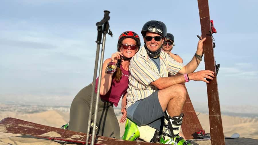 Pro Sanboarding or skiing in Huacachina from Lima - Day trip - Getting out of Lima: the 4.5-hour road reality
