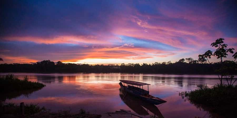 Puerto Maldonado: 3-hour sunset boat ride - Listening to the jungle, why turning off the engine is the real magic
